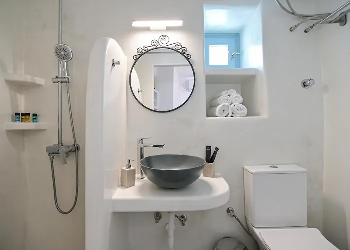 Venetian 3 Naxos City