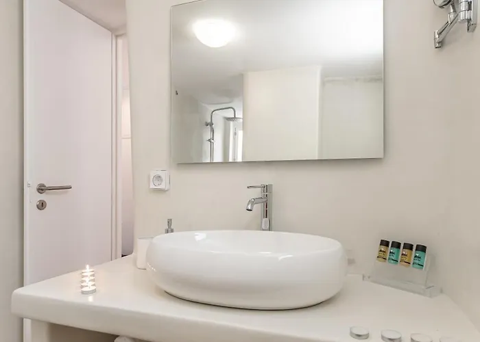 Venetian 3 Naxos City