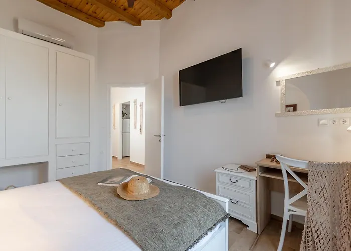 Venetian 3 Apartment *